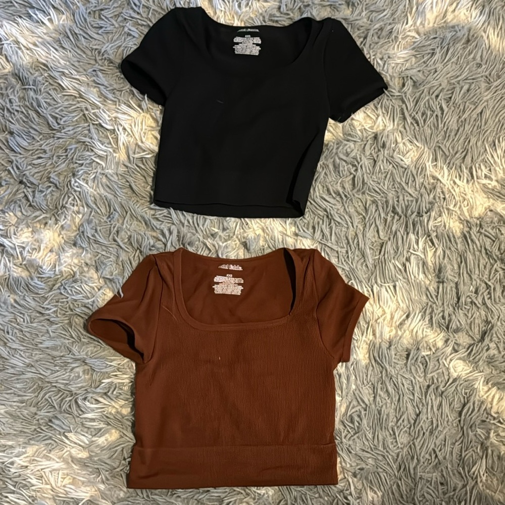 wild fable cropped Tshirt